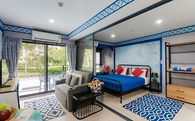 La Casita Pool Access Condo Huahin Only 10 Minutes To The Beach